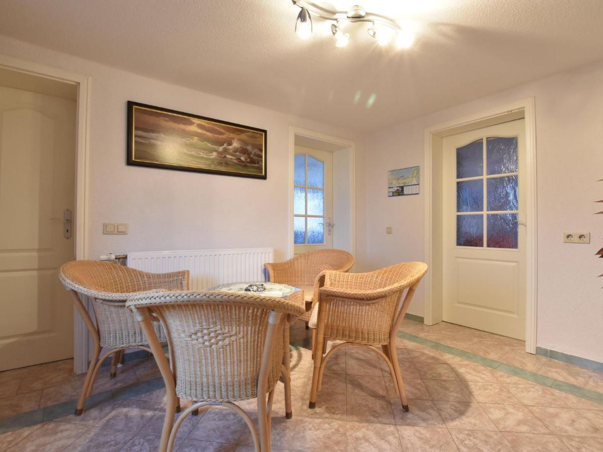 Classy Apartment In Boltenhagen With Terrace المظهر الخارجي الصورة